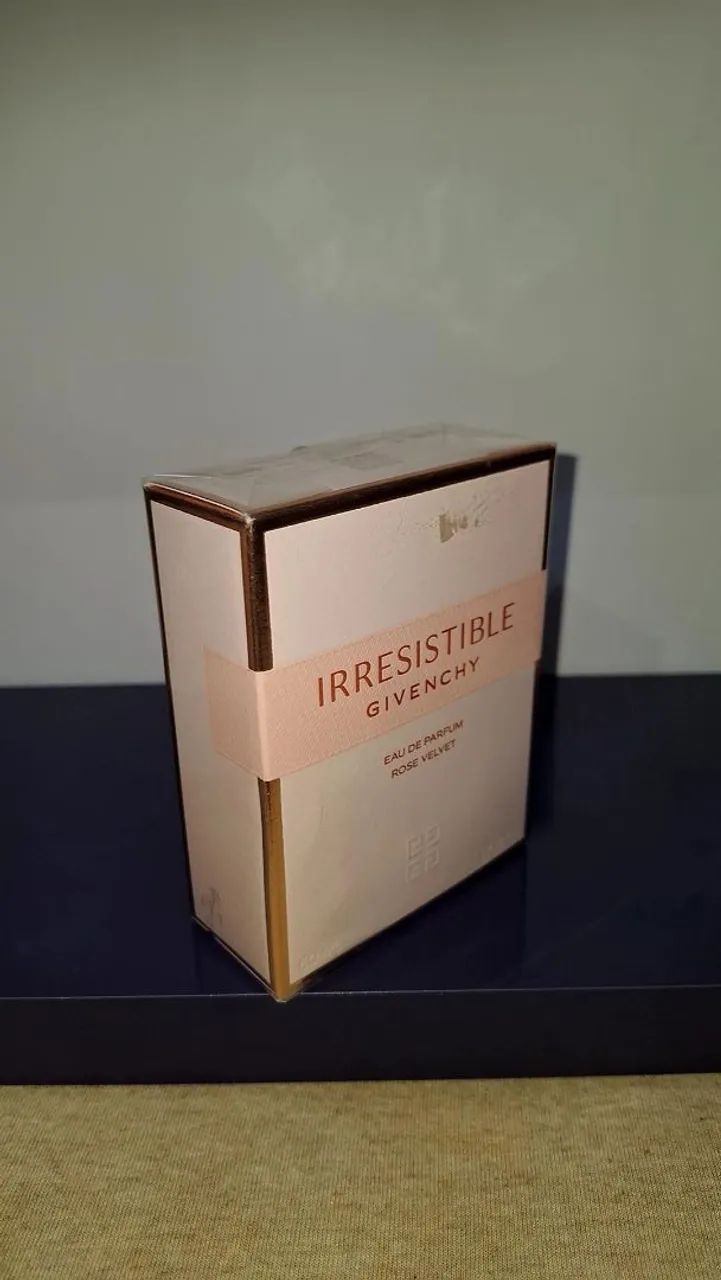 Irresistible Rose Velvet EDP 50ml Givenchy - Foto 3
