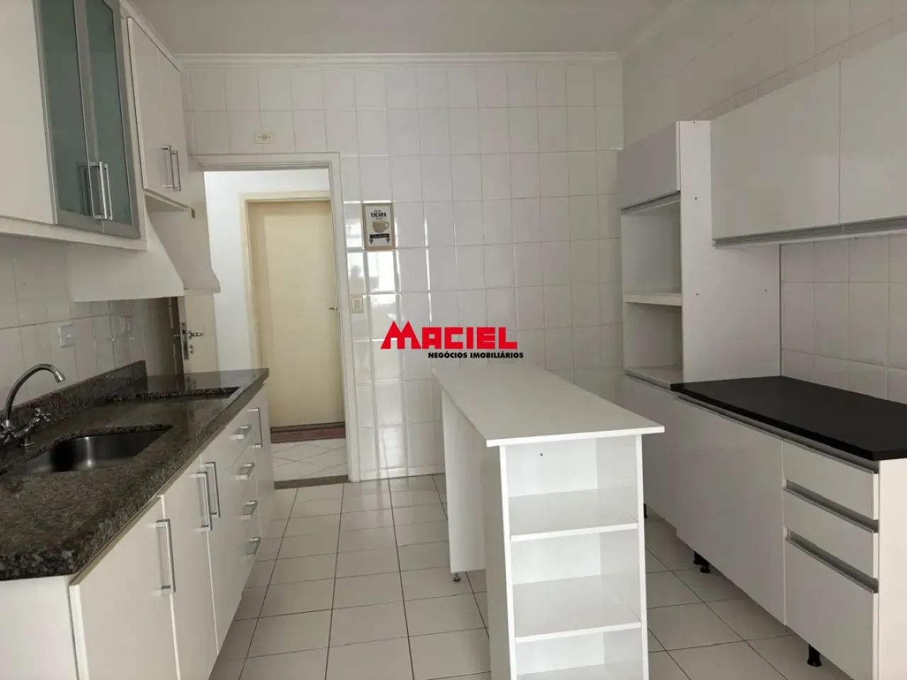 Apartamento de 04 dormitorios , lazer completo, 3 vagas de garagem. Próximo a padaria da á - Foto 9
