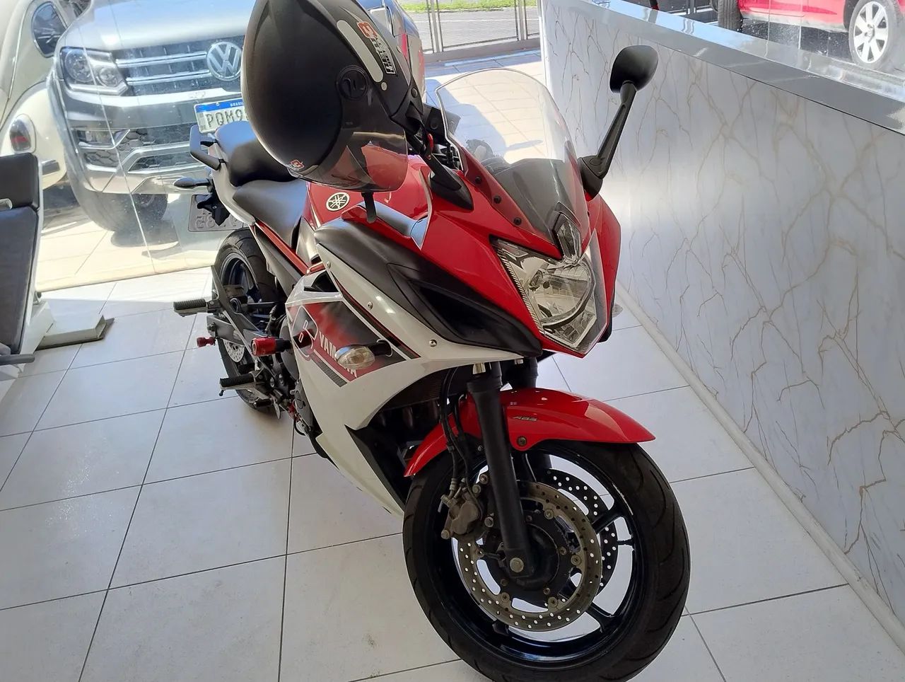 Moto XJ6 abs