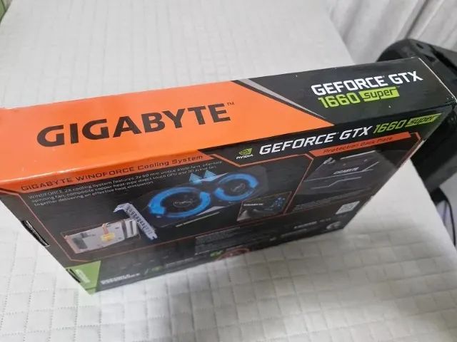GIGABYTE GEFORCE GTX 1660 SUPER 6GB GDDR6 192 BITS