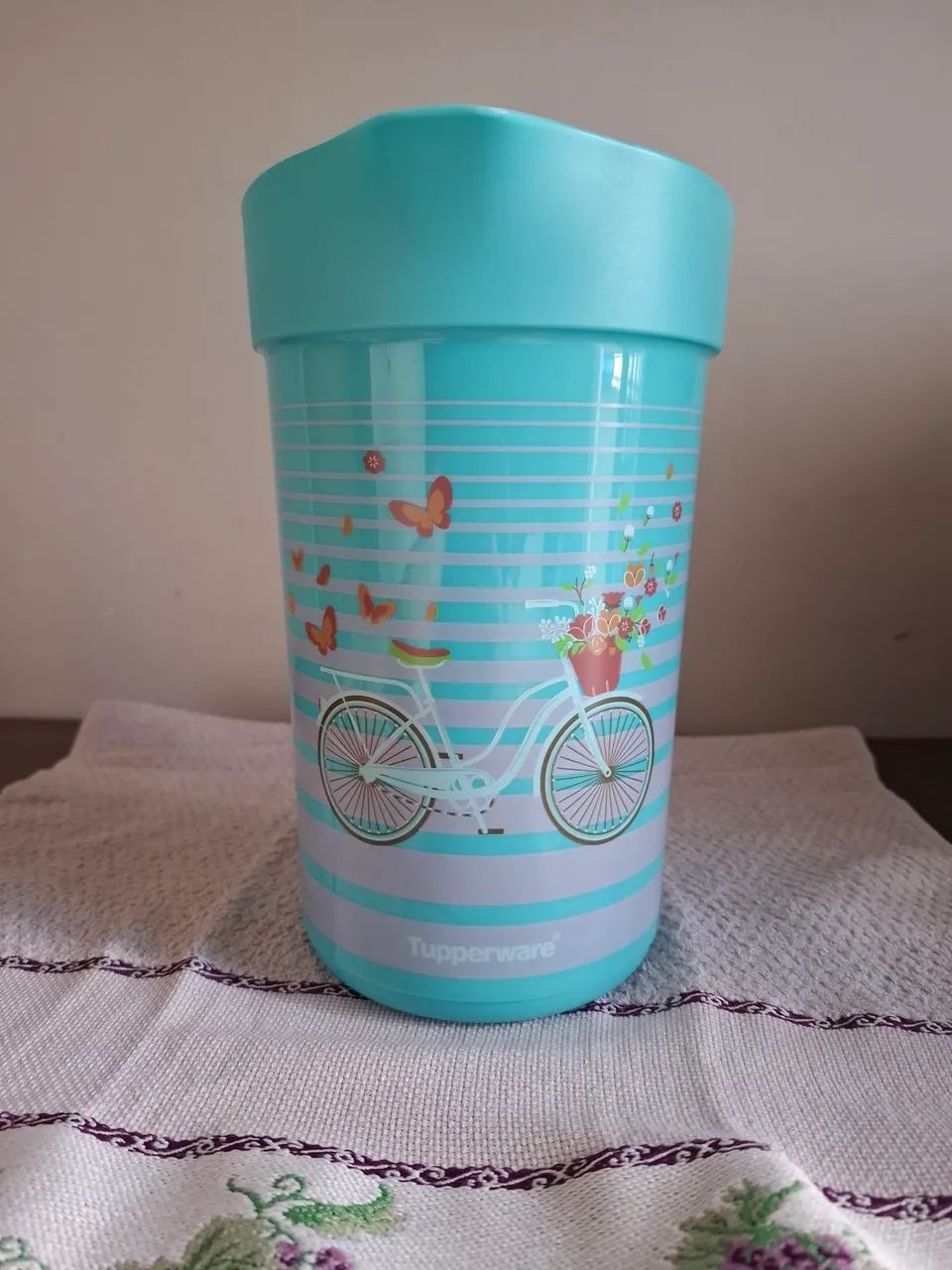 Jarra 2 litros tupperware!