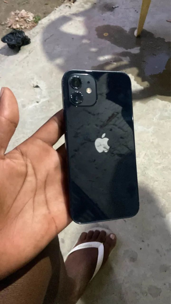 iPhone 12 todo funcionando 