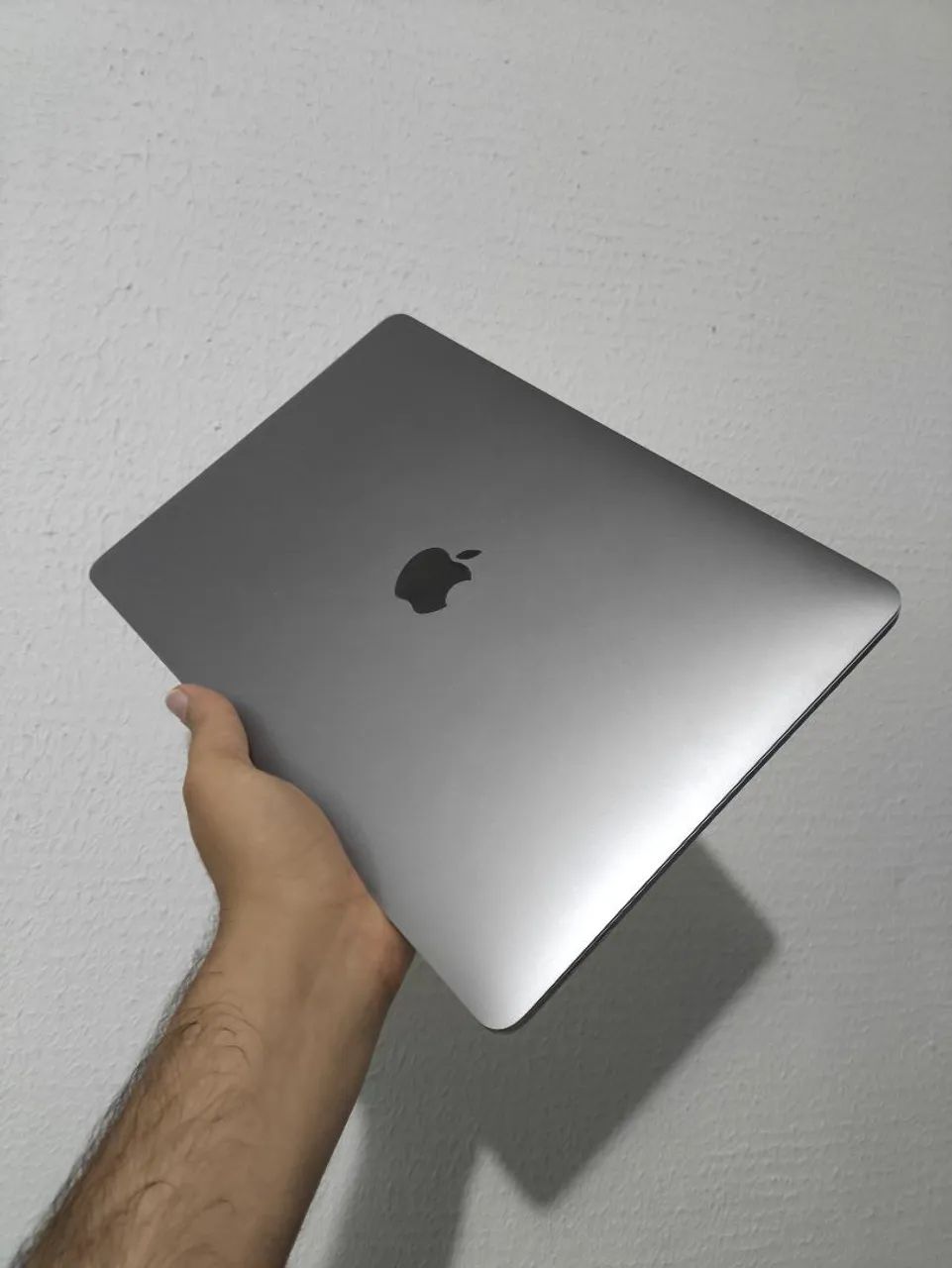 MacBook Pro 2020 シルバー 512GB 2020 Apple Macbook Pro with 2.0GHz Intel Core i5 (13-inch, 32GB
