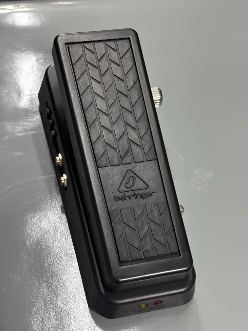 Pedal Behringer Hellbabe Wah - Foto 3