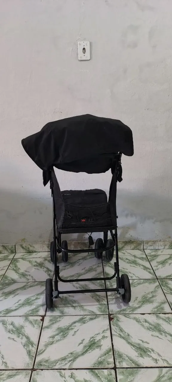 Carrinho de Bebê Dobrável Preto