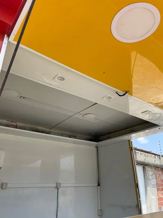 Food Truck semi-novo - Pronto para o Sucesso! - Foto 6