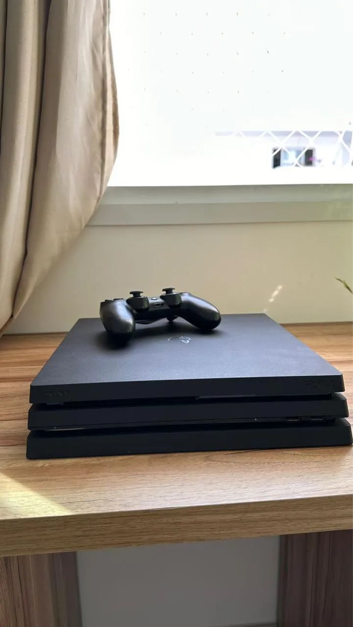 PlayStation 4 Pro - 1 controle  - Foto 3