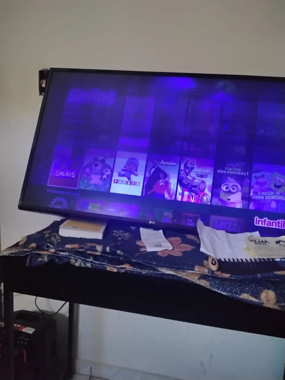 Vendo  uma TV LG 43 polegadas pra quem queira arrumar