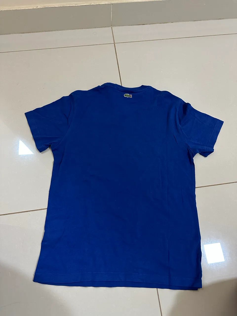 Camiseta Lacoste azul em perfeito estado P - Foto 4
