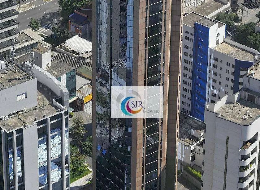 Conjunto Comercial de 98m² com 3 vagas de garagem