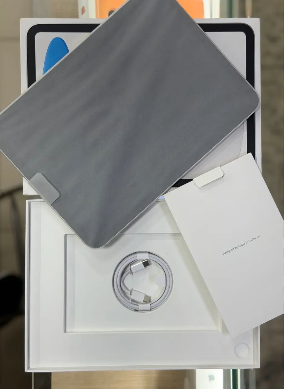 Ipad 11 ª geração a16 128gb wifi + cellular ( 5g ) só deslacrado SEM ATIVAÇÃO ( celular )