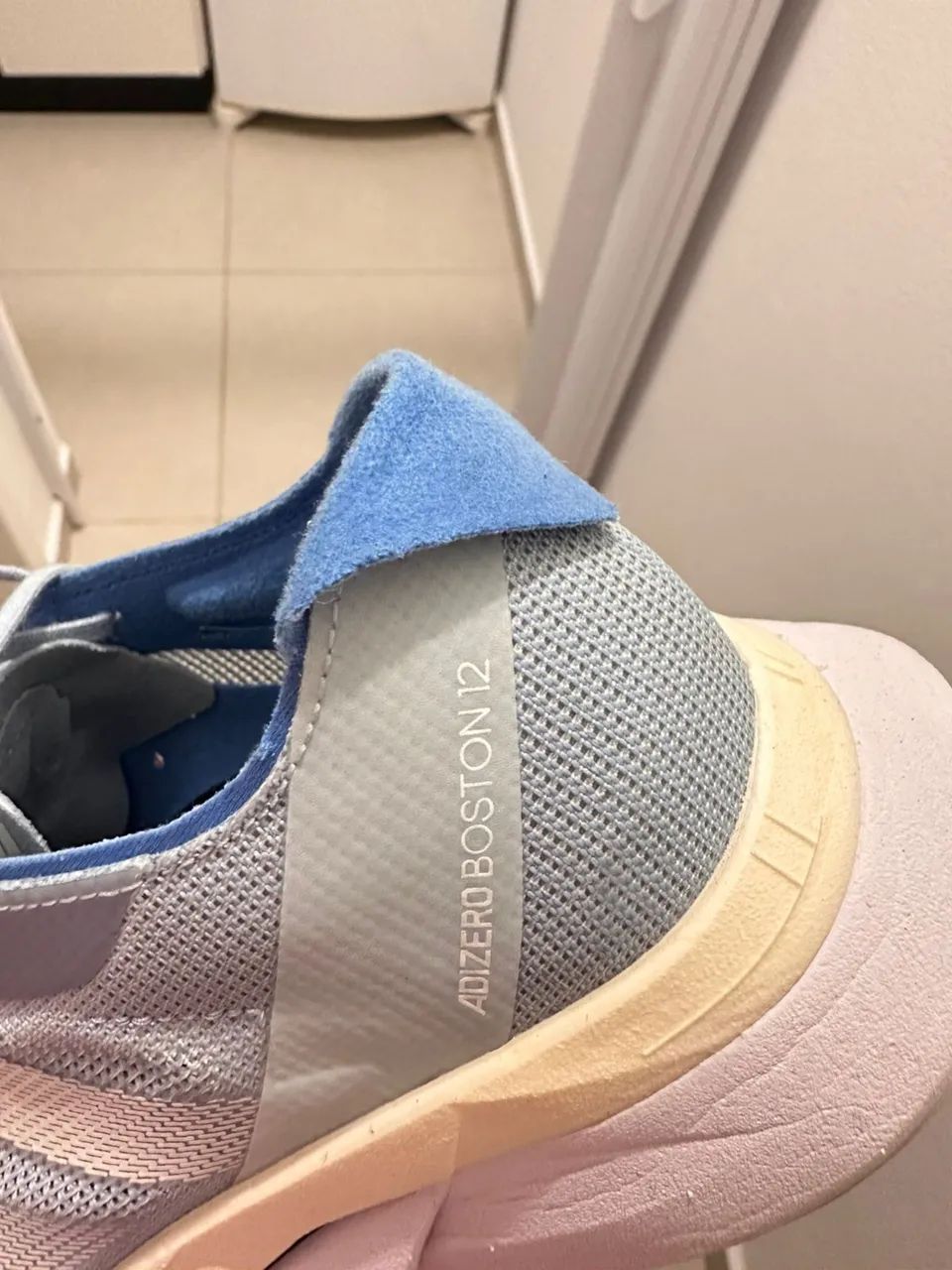 Tênis Adidas adizero Boston 12  - Foto 2