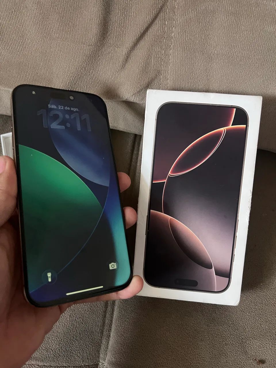 iPhone 16 pro Max muito novo com caixa ! - Foto 5