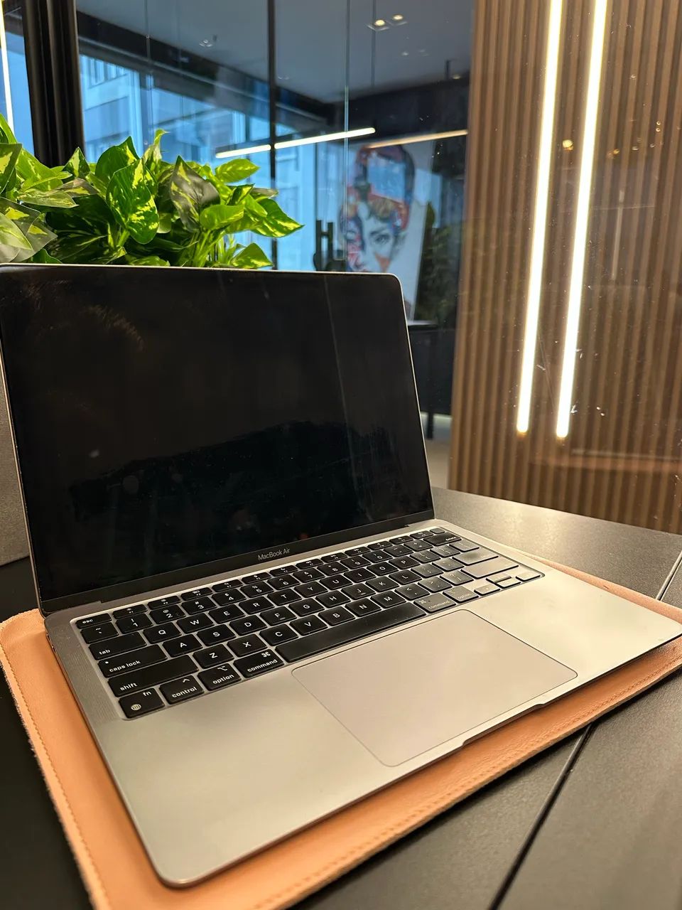 MacBook Air M1 - Foto 2