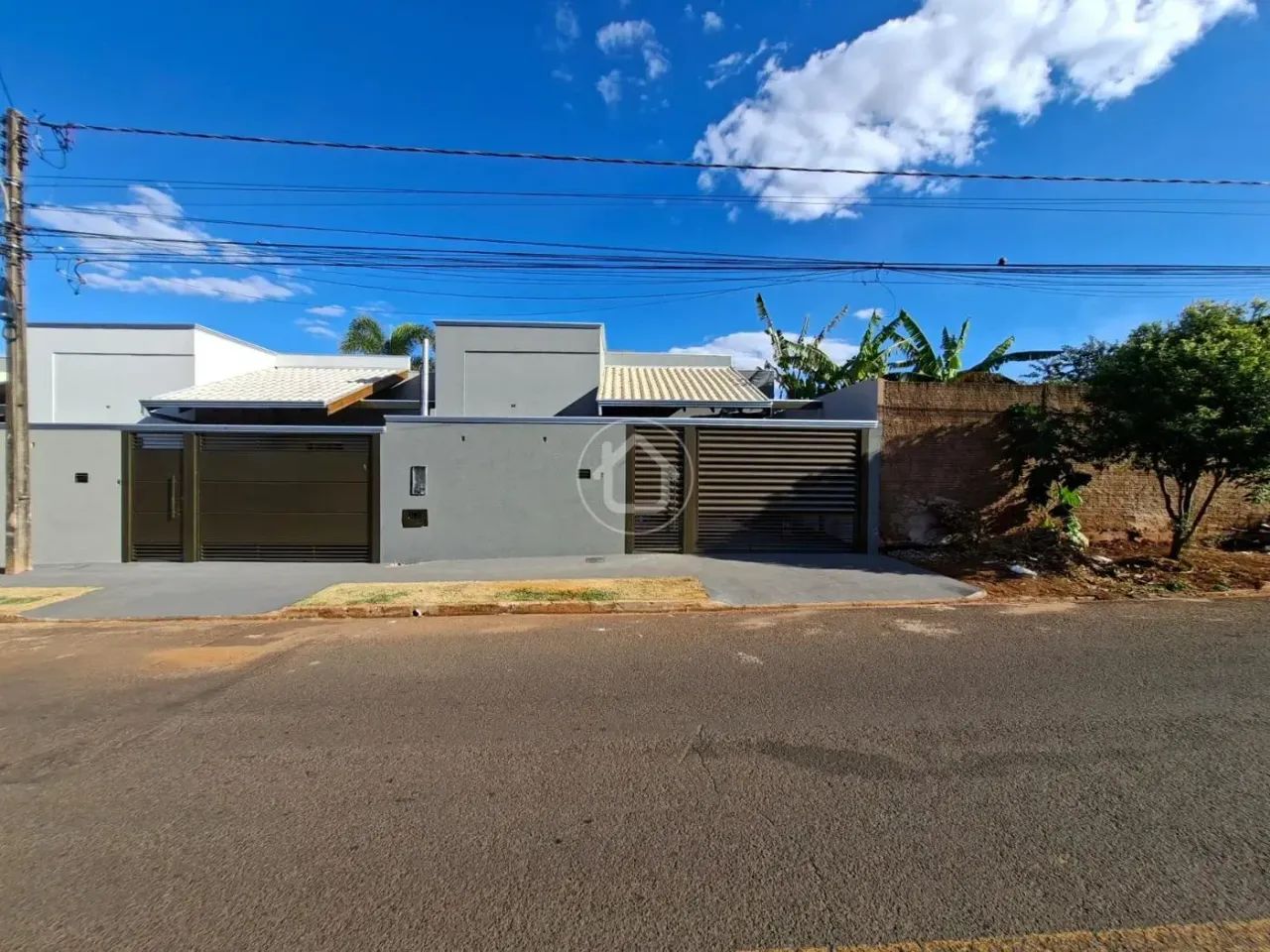 CASA PERTO DA AV TAMANDARÉ