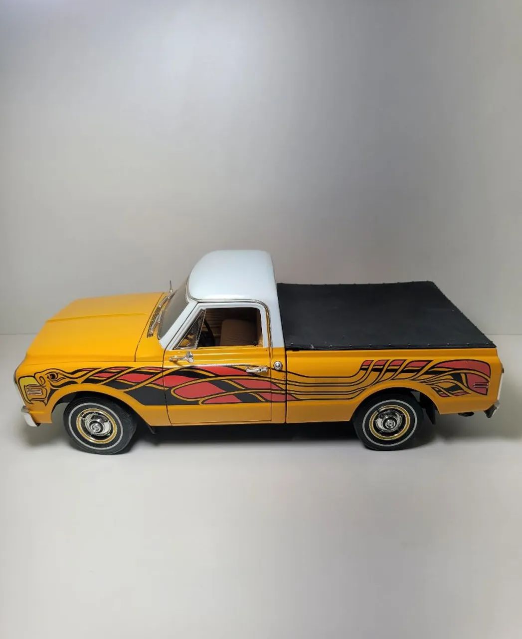Miniatura 1:18 Ford F100 Highway 61