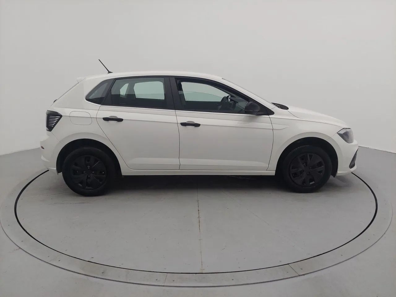 Volkswagen Polo Track 1.0 Flex 12V 5p, foto 6 de 18