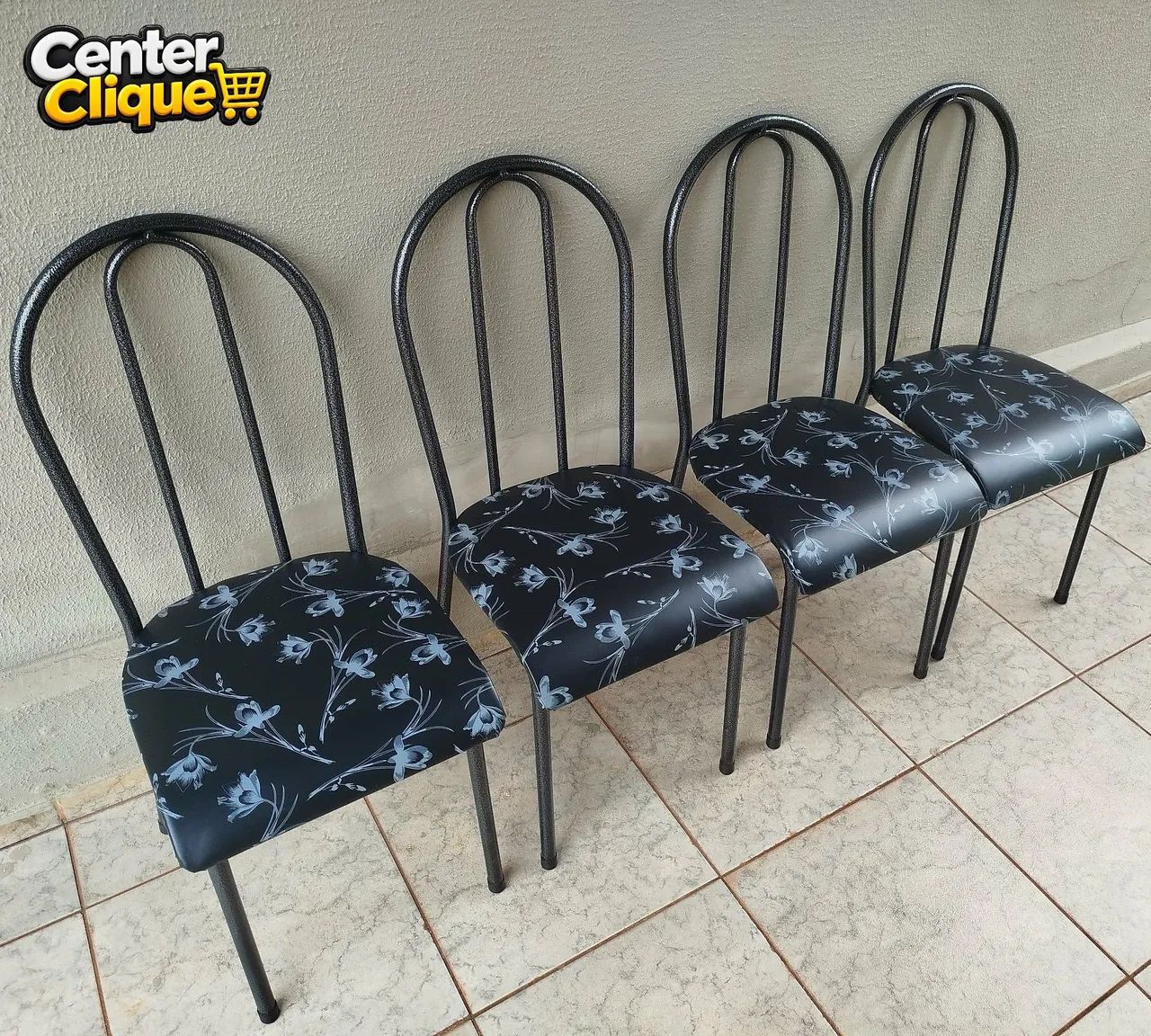 4 Cadeiras Semi Novas: Retirar no Aero Rancho! - Foto 3