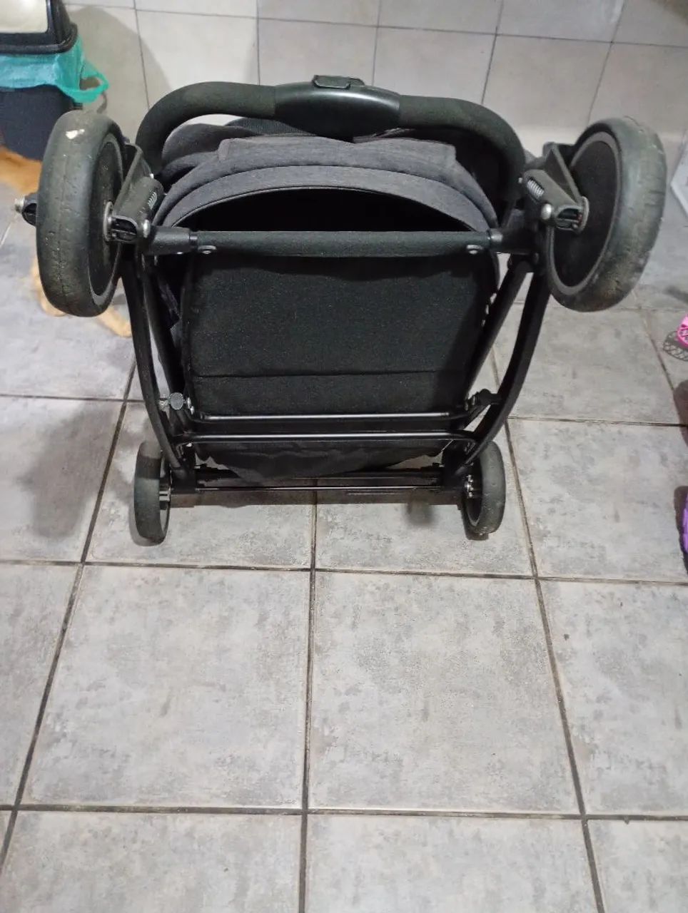 Carrinho de bebê usado excelente pra uso  - Foto 2