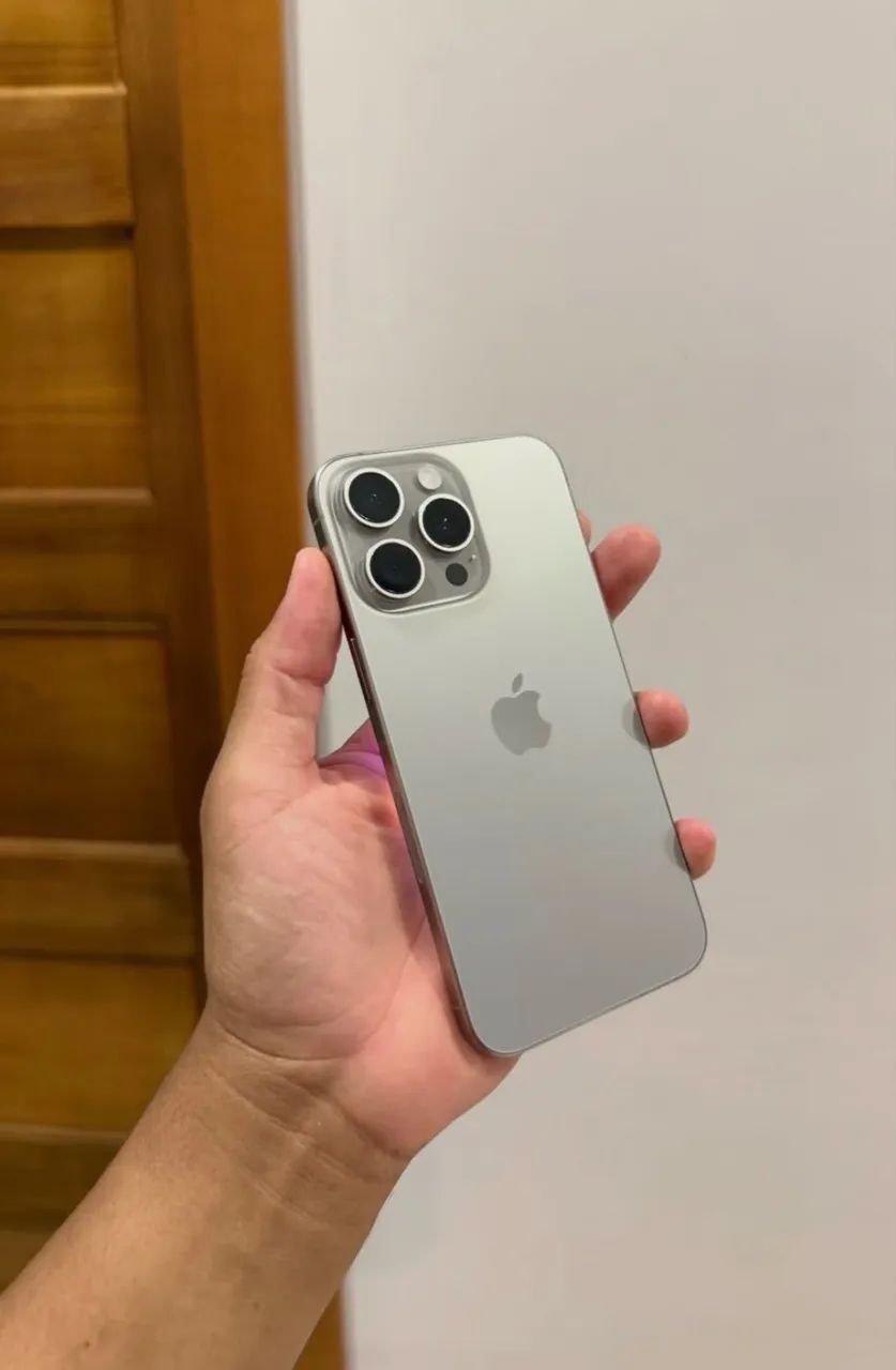 iPhone 15 Pro único Dono 