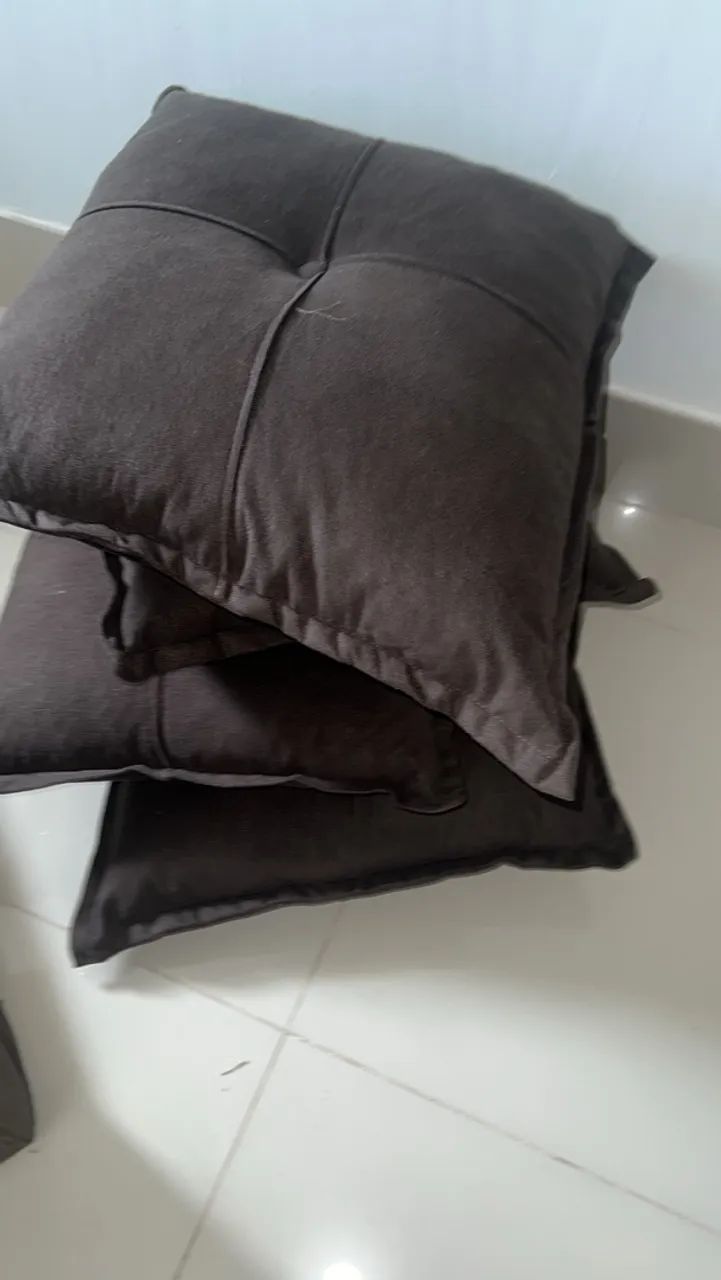 Sofá lindo! Pouco tempo de uso - Foto 3