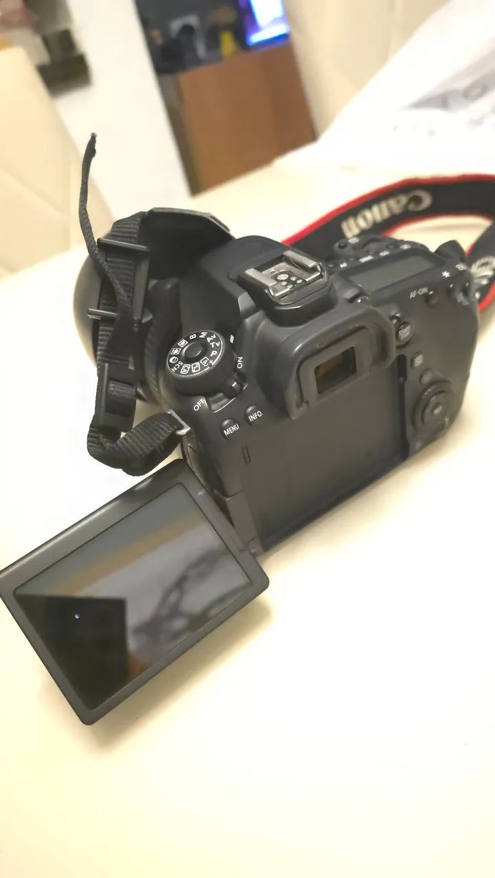Camera canon 80D  - Foto 2
