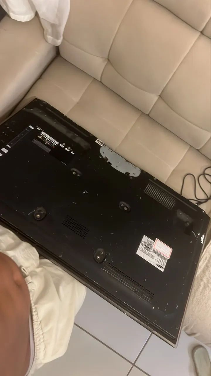 Vendo Tv Samsung 32 Polegadas (Para retirada de peças)  - Foto 3