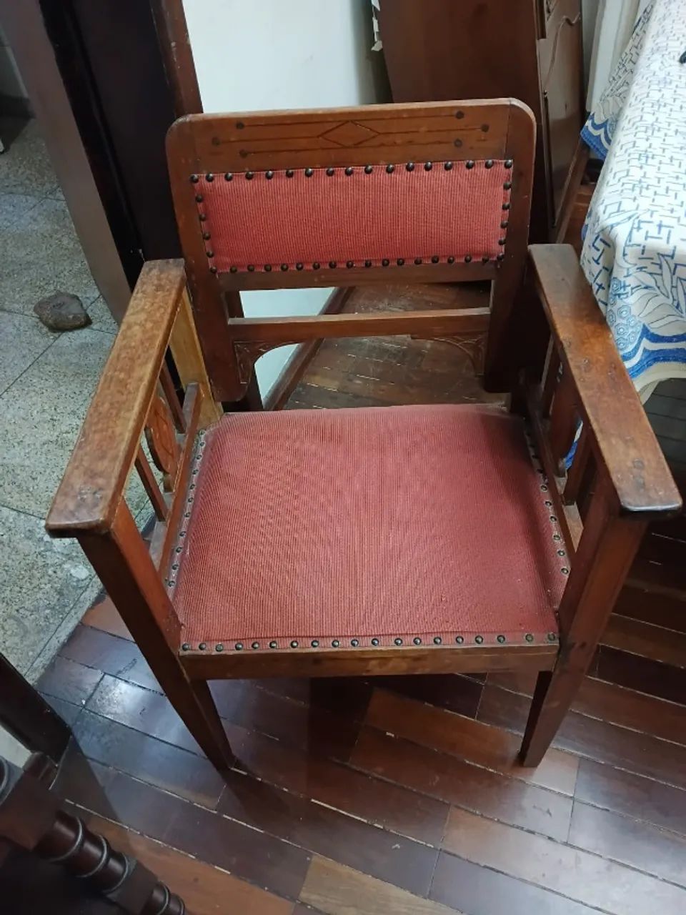 Mesa , 2 cadeiras e namoradeira  - Foto 2