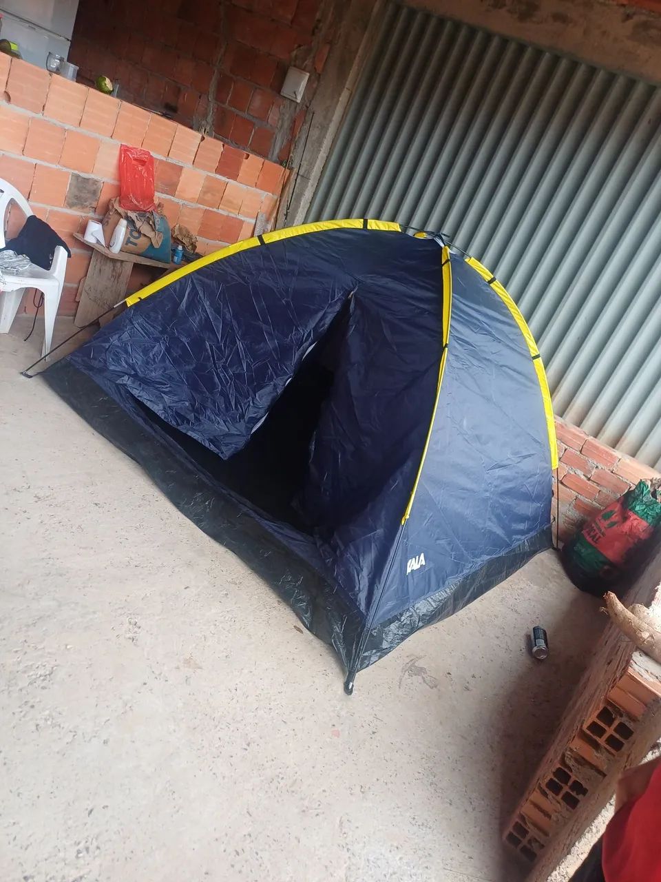 Barraca + colchao inflável 