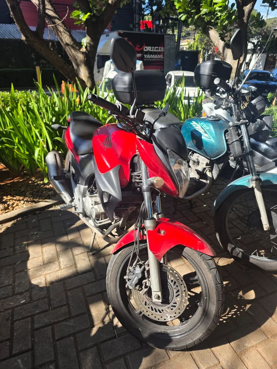 CB 300R 
