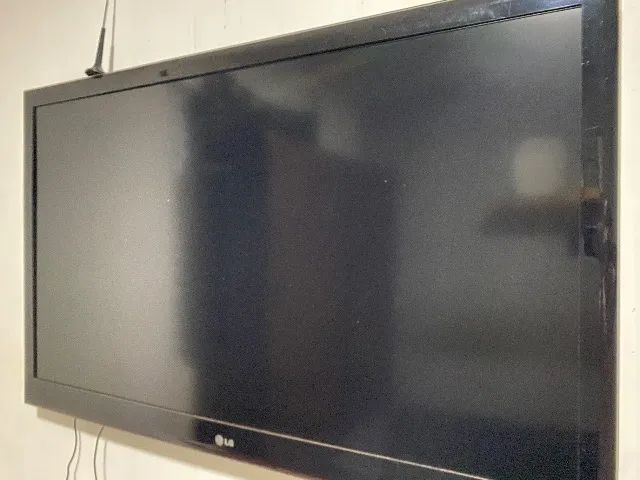 Tv LG 47 funcionando perfeitamente (não é smart)