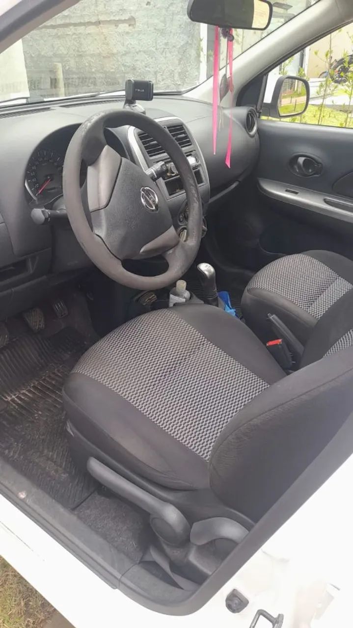 Nissan March 2016