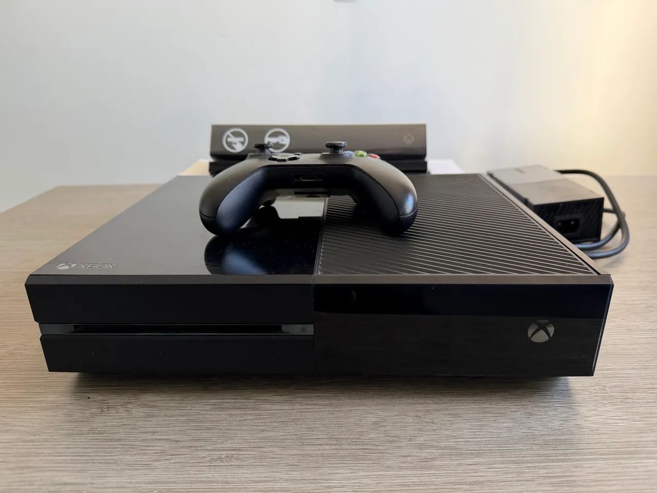 Xbox One Fat 500GB com Kinect, Controle e Fonte - Funcionando Perfeitamente - Foto 3