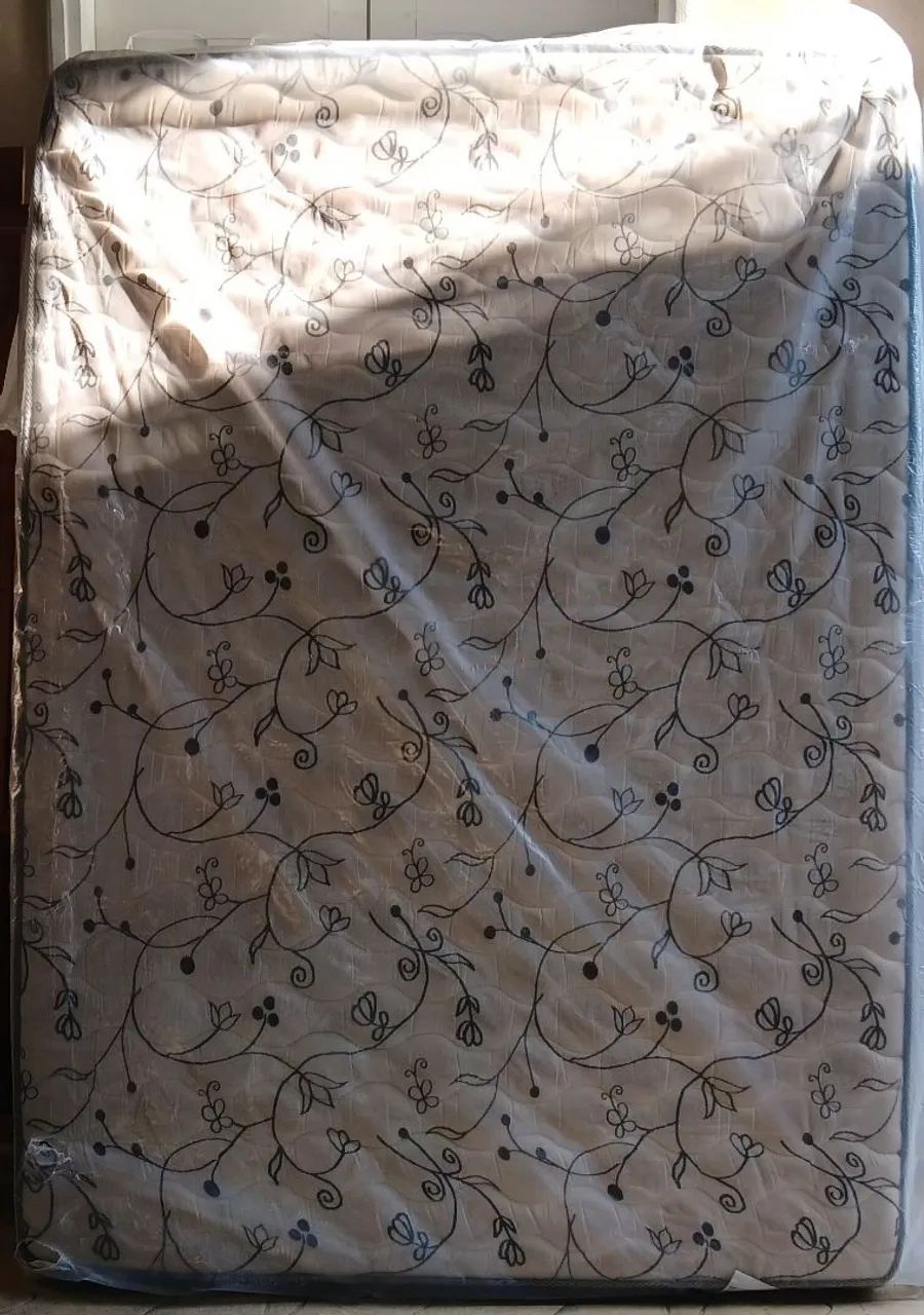 Cama l e colchão de casal  - Foto 5