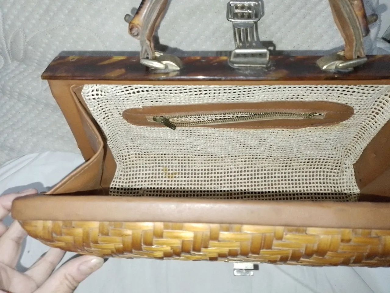 Bolsa Vintage de Bambu/Vime Retrô com Alças de Bambu - Décadas de 60/70 - Foto 3