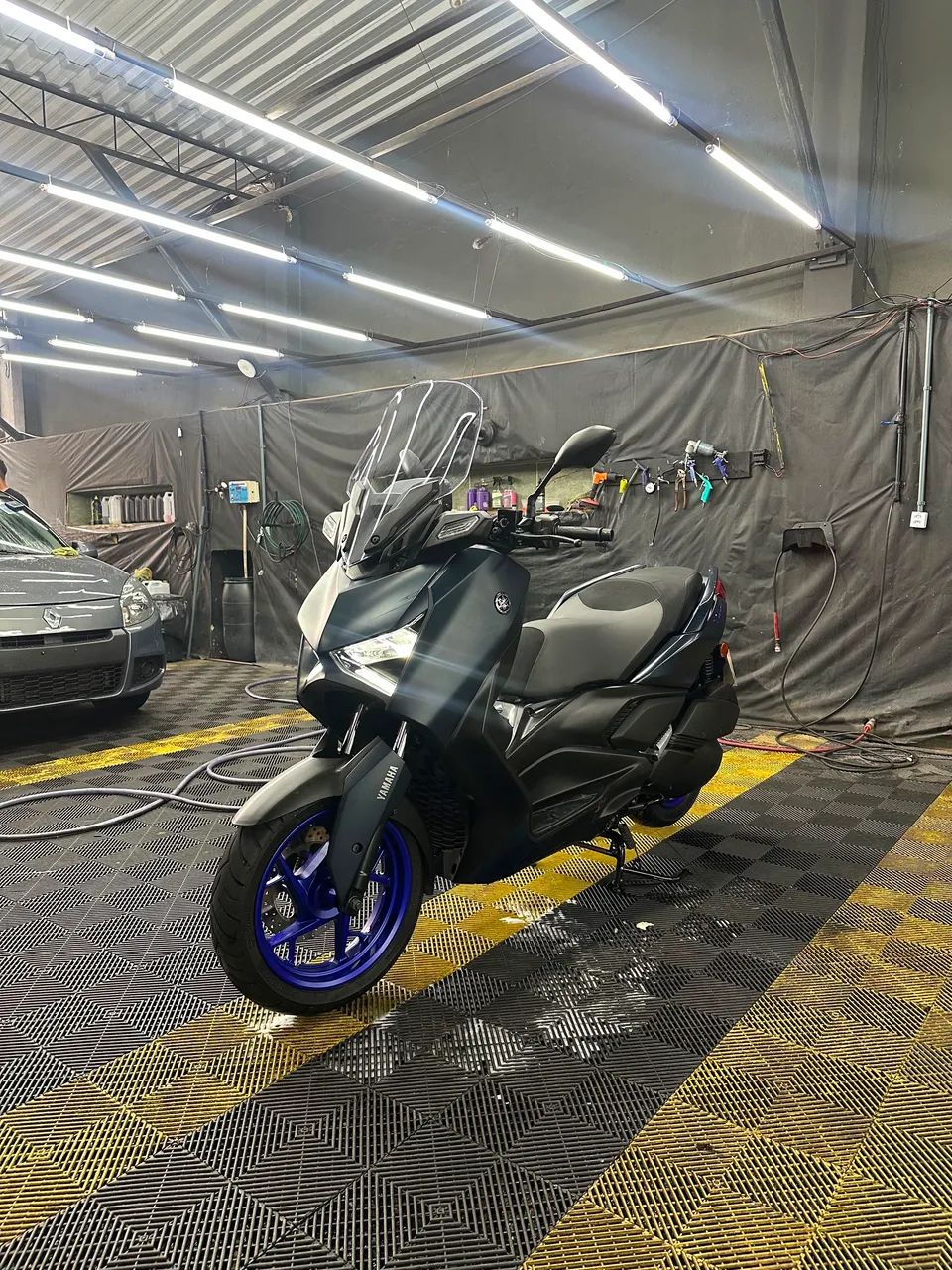 XMAX 250 connected  - Foto 5