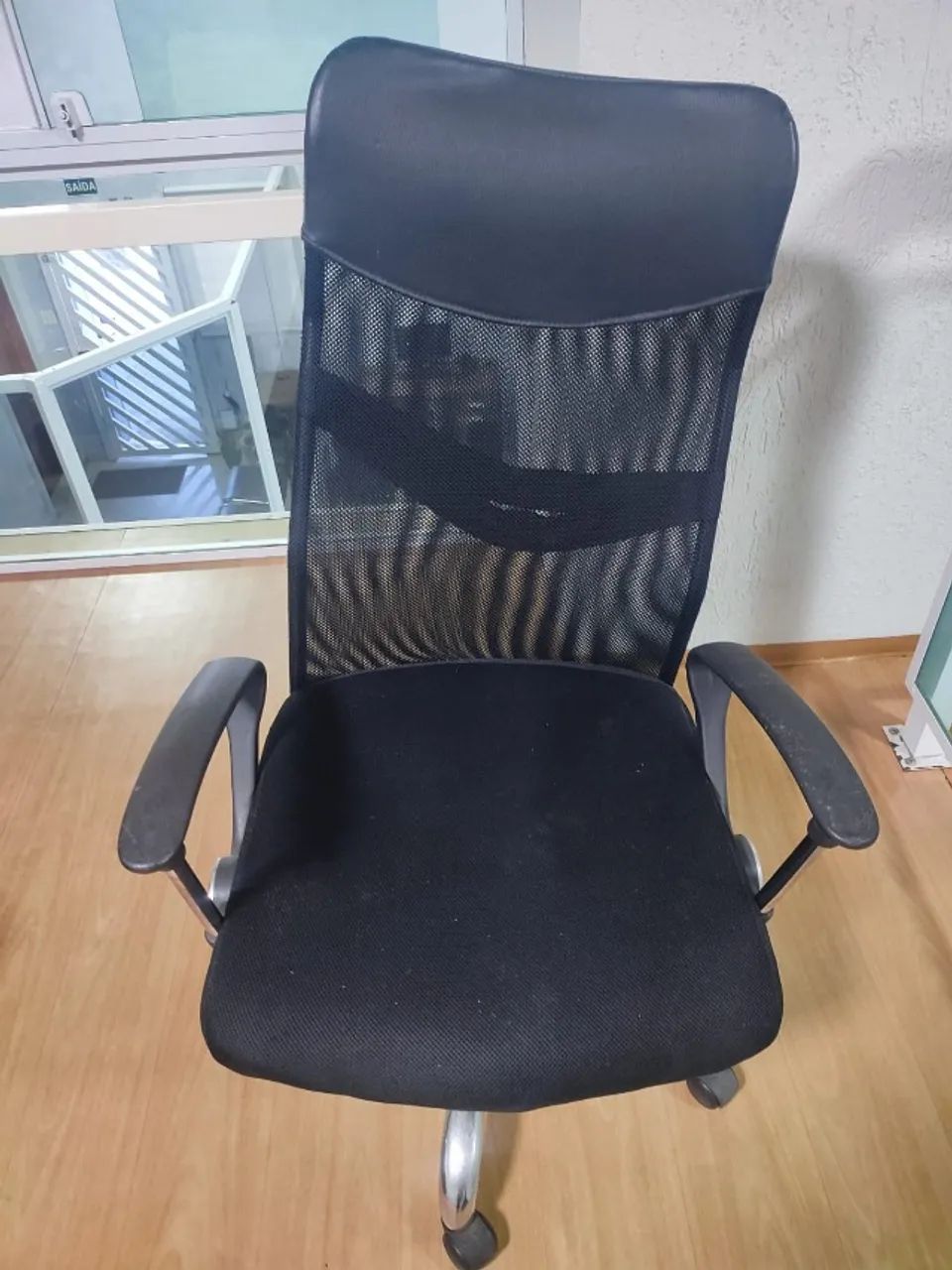 Oito Cadeiras de escritório (usadas) - Foto 3