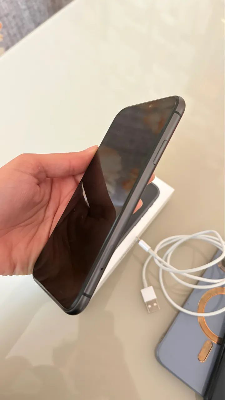 Celular IPhone 11 - Foto 5