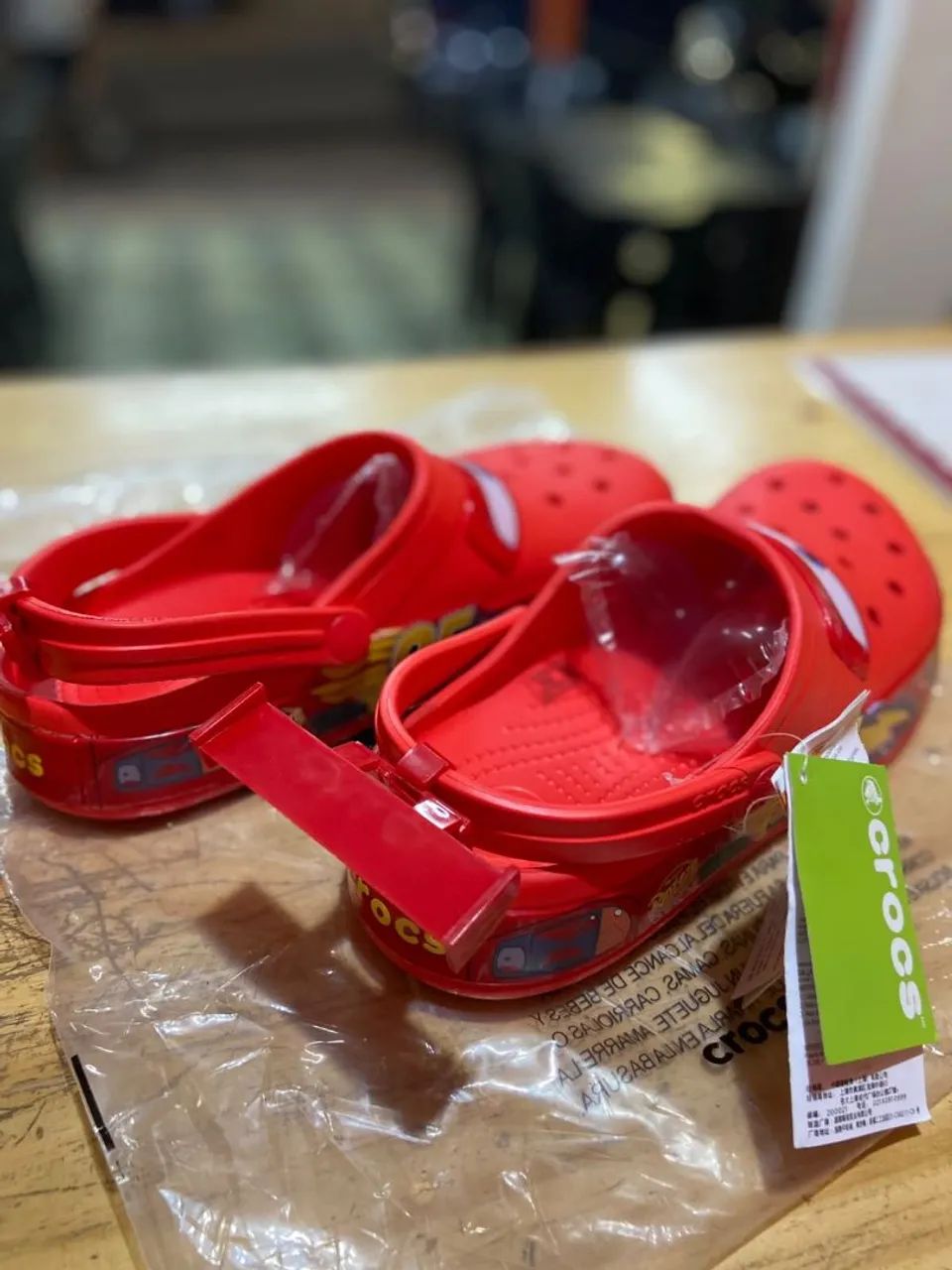Crocs mcqueen - Foto 3