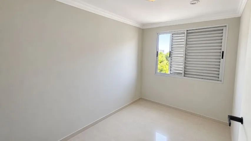 Apartamento Reformado 2 Quartos + Garagem - Vila Bosque Maringá - Foto 2
