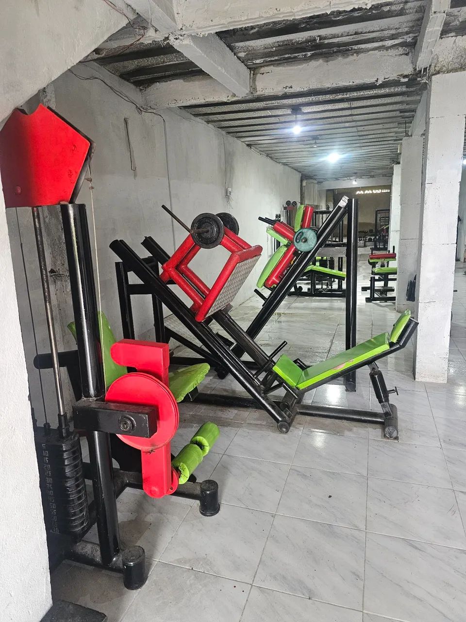 Máquina de academia Leg 45 - Foto 2