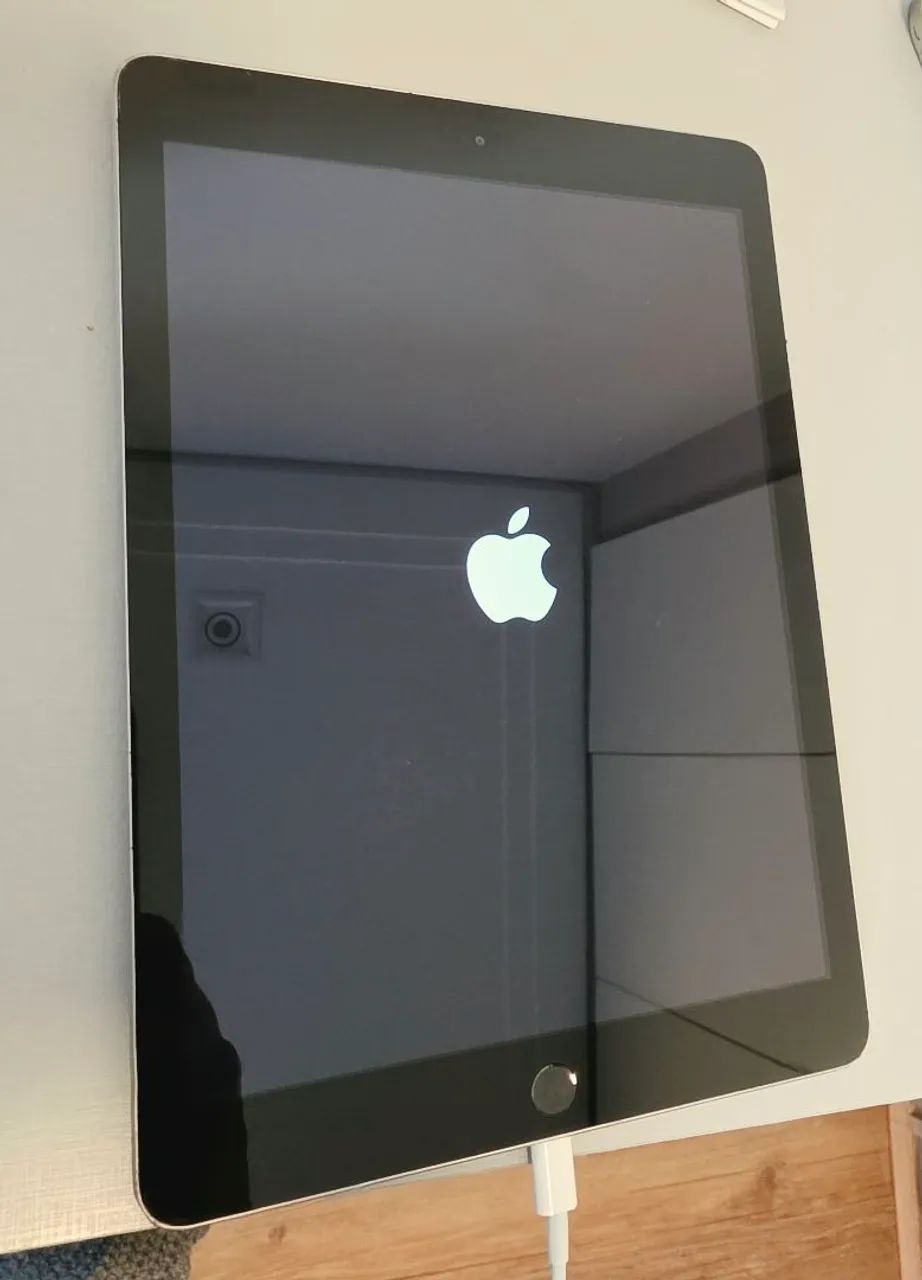 Ipad 5a Geração 128gb - Foto 2