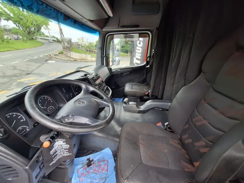 Mercedes Benz Axor 2536 LS 19/20 6x2. - Foto 9