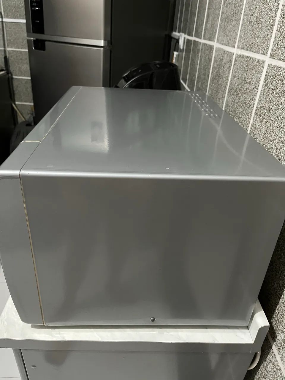 Microondas Brastemp 30 litros bem conservado  - Foto 2