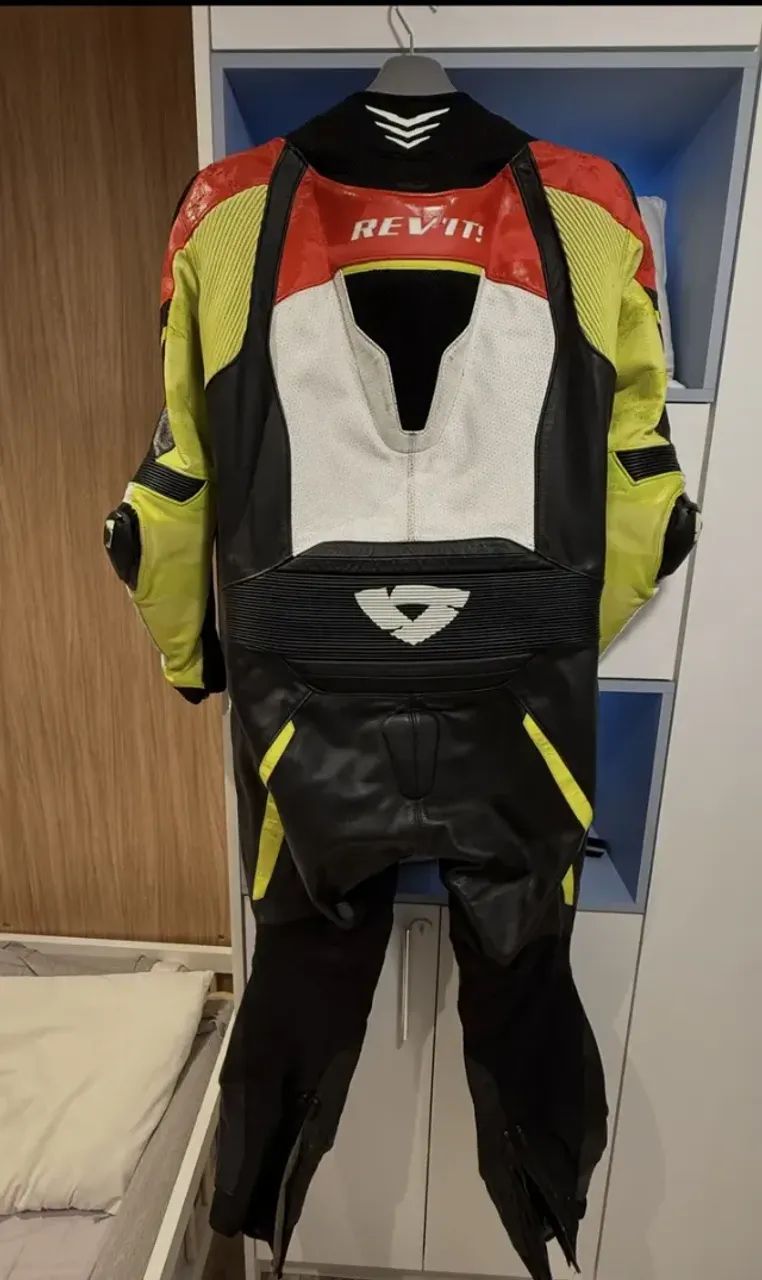Macacão Revit One Piece Hyperspeed 54 Vermelho (Usado) - Esportes