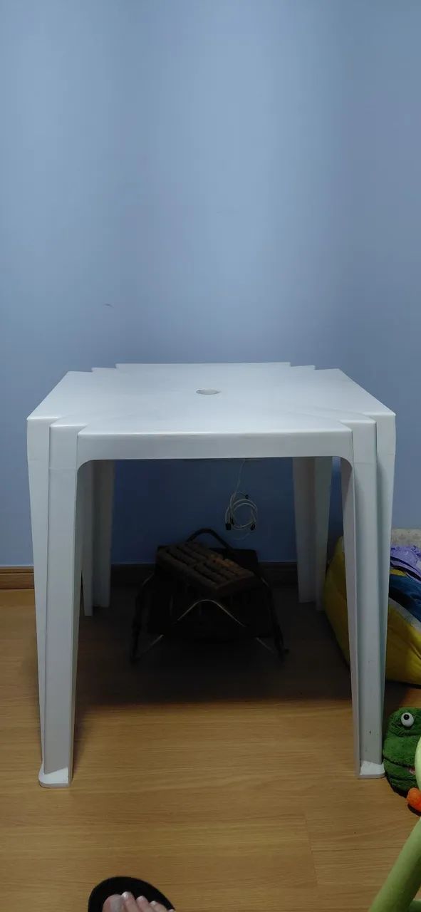 Mesa de Plástico 68x68cm