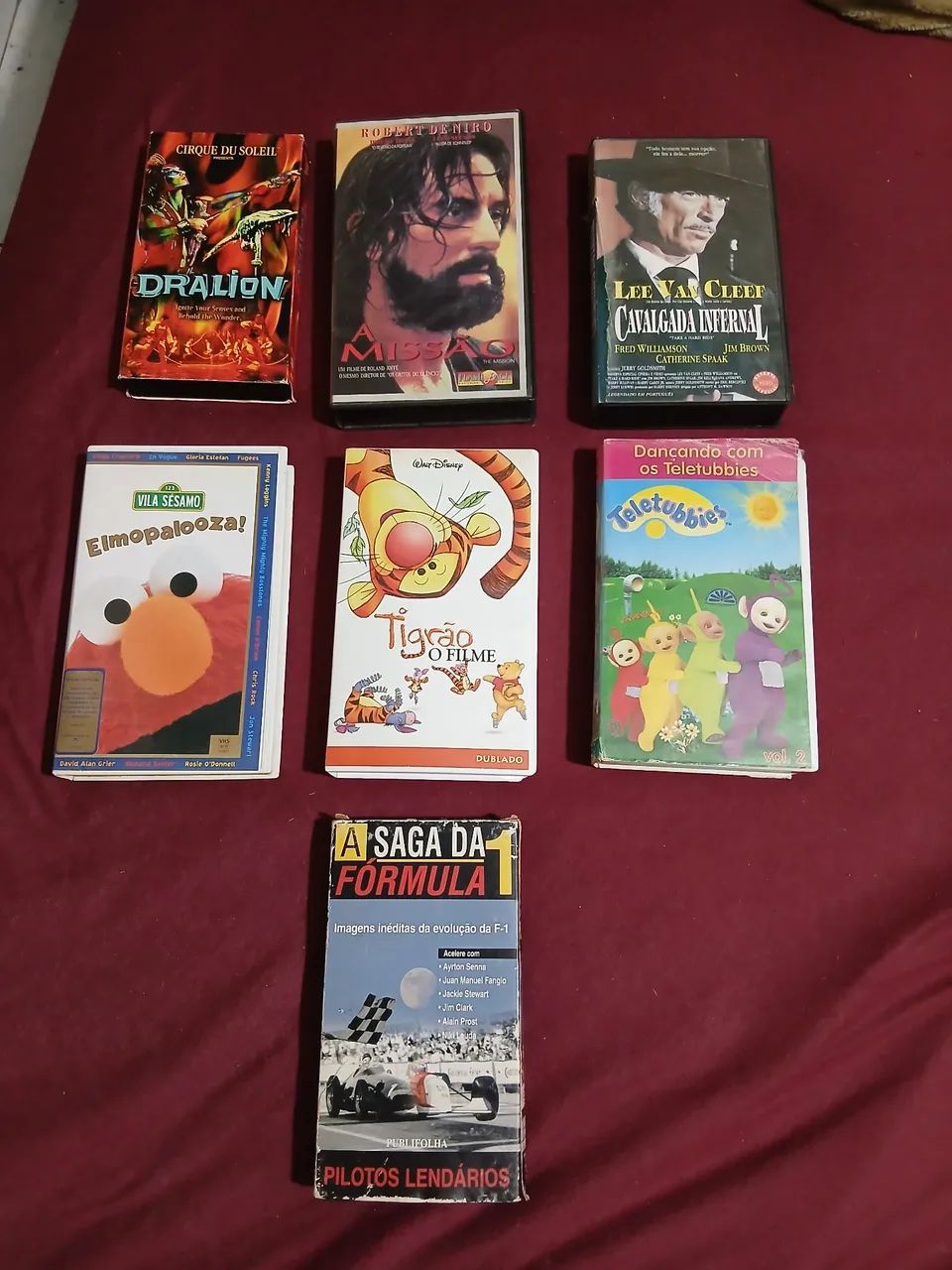 Vhs 6 peças e um dvd para colecionadores - CDs, DVDs etc - Jardim