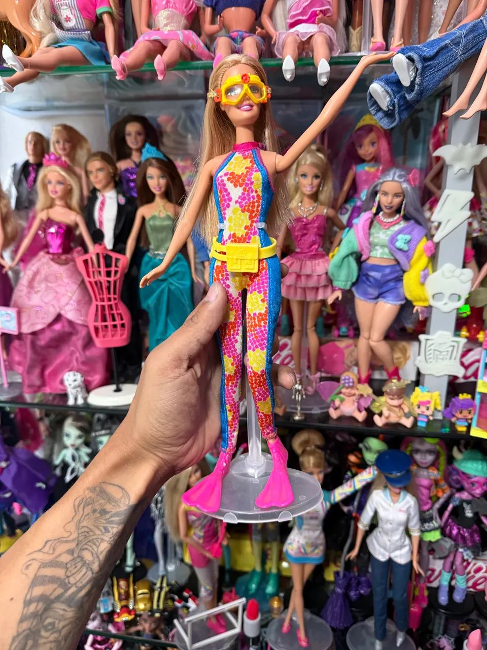 Boneca barbie quero ser nadadora 