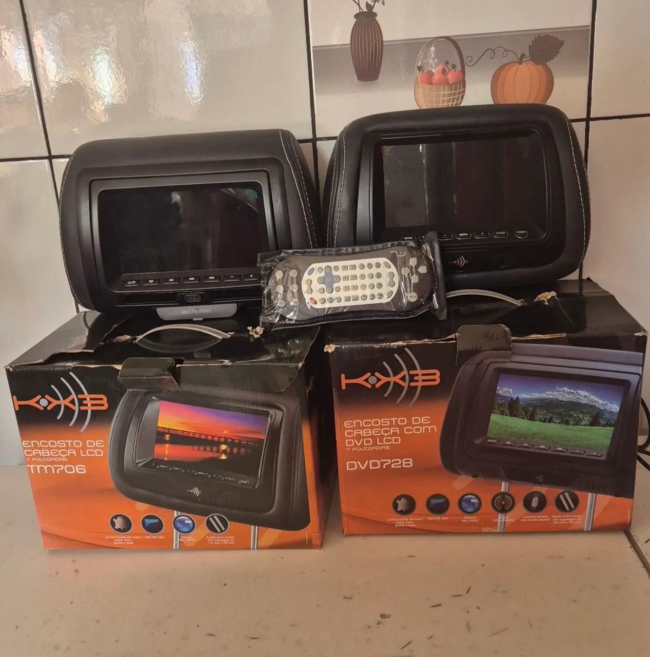 Encosto de cabeça universal com DVD escravo, tela de 7 polegadas os dois (par).