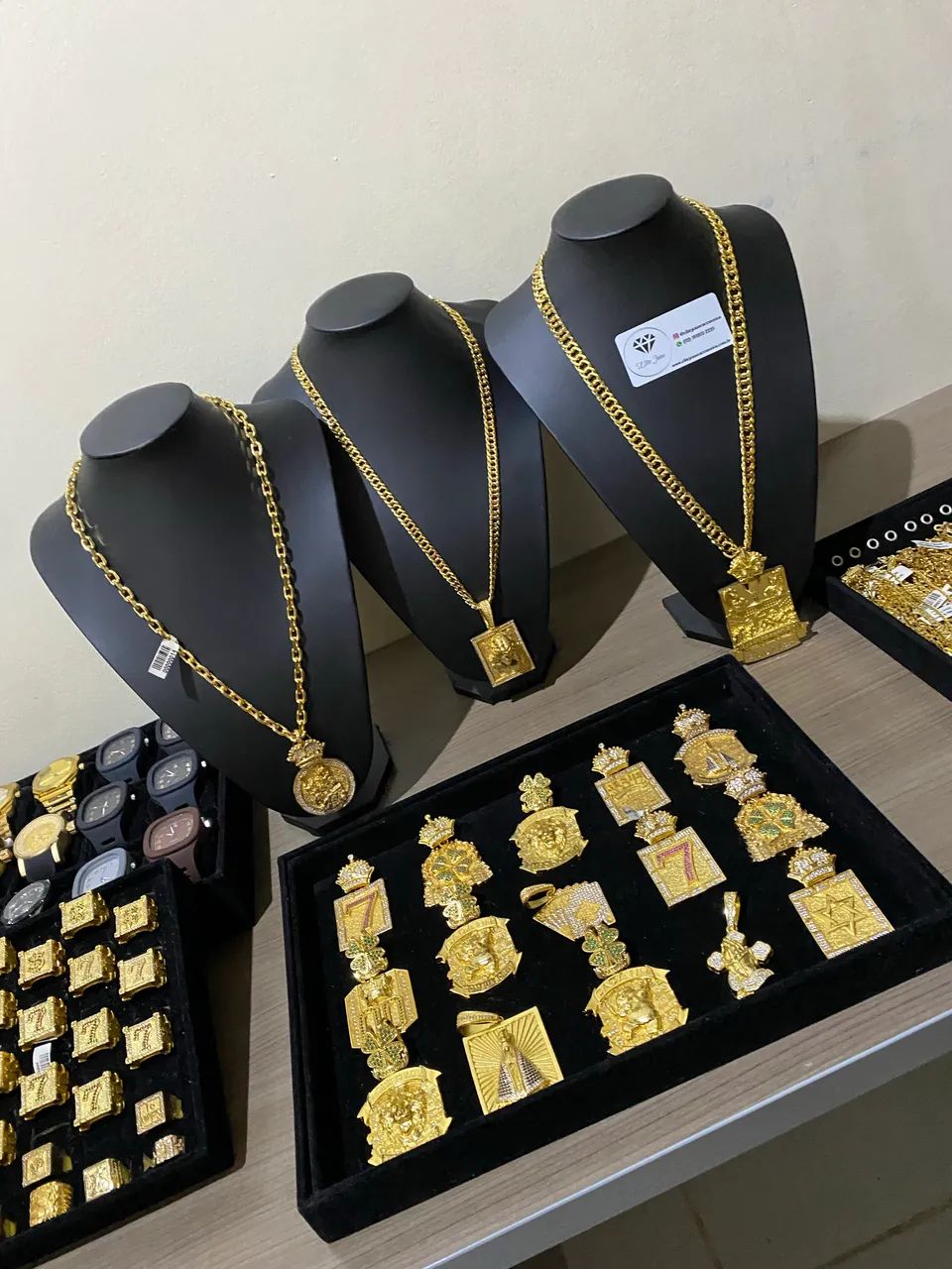 Cordões,Relógios,Pulseiras,Dedeiras e Pingentes